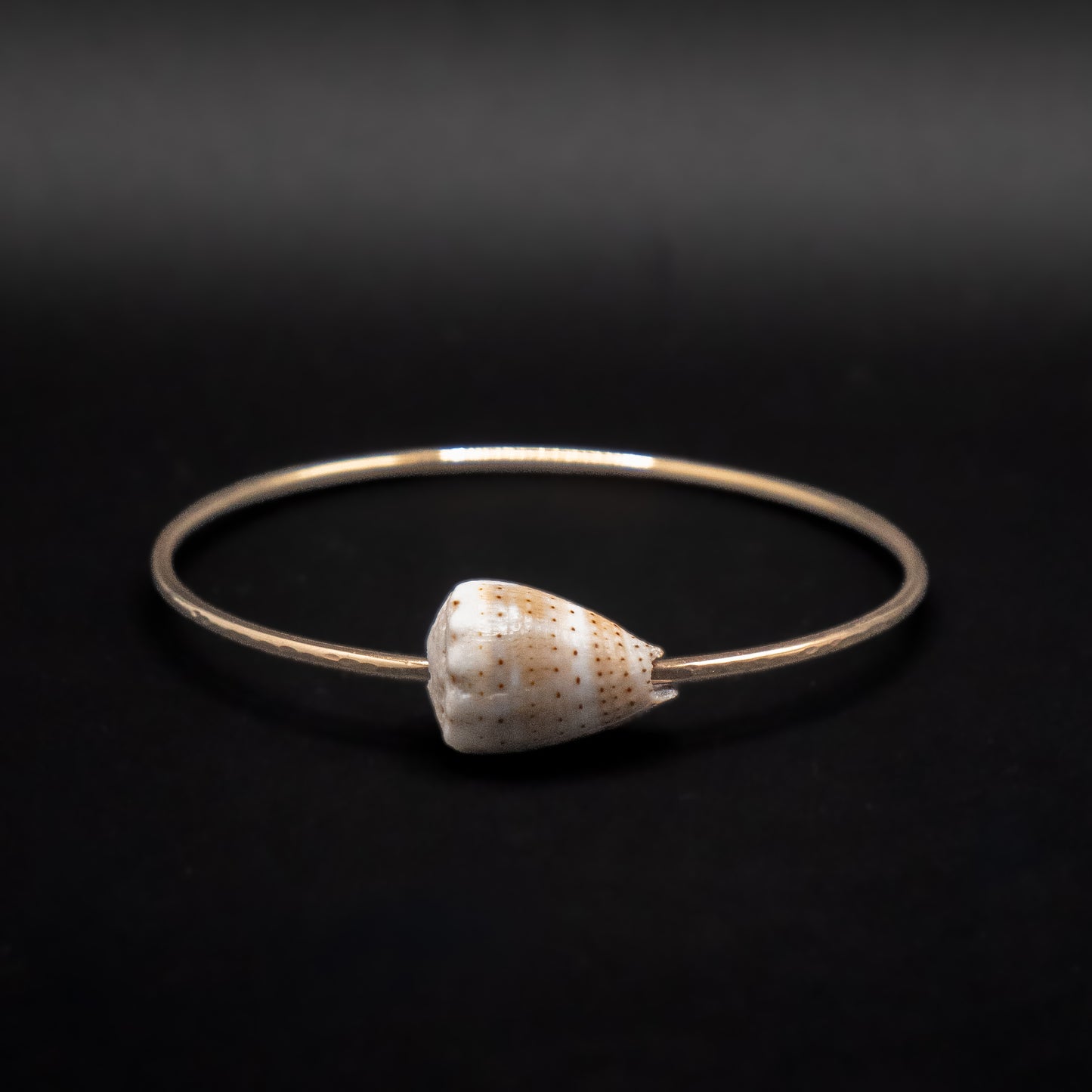 Hawaiian Abbreviated Cone Shell Bangle | Hammered Gold Filled | Size Medium