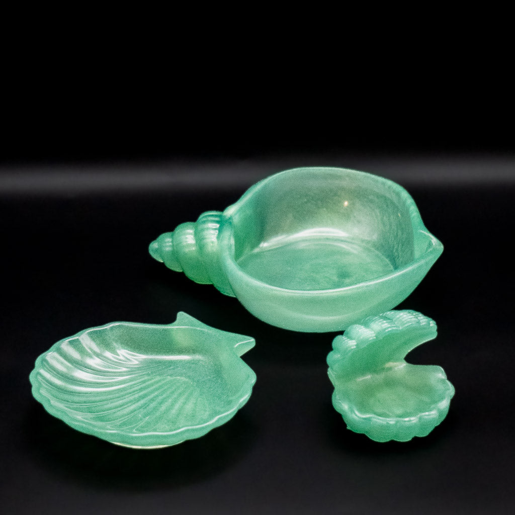 Jewelry Holder Set - Resin Sea Shell Bowl, Scallop Tray, and Open Clam Display