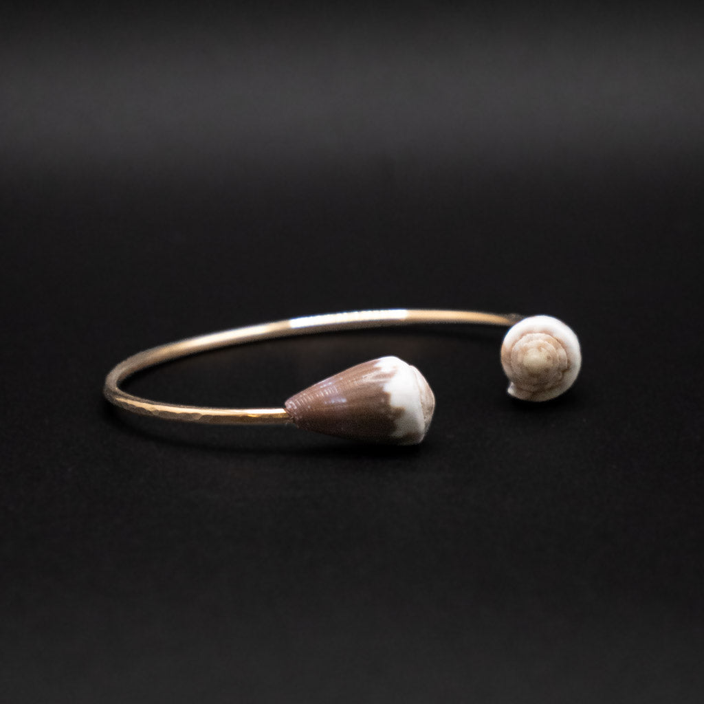 Double Hawaiian Rat Cone Cuff | Hammered Gold Filled | Size Medium