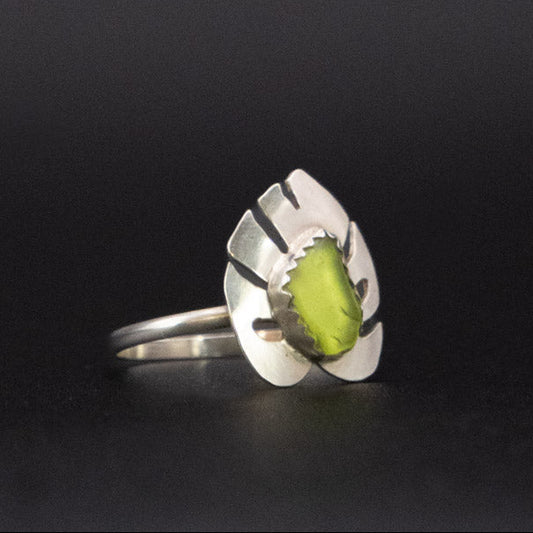 Monstera-SeaGlass-Ring